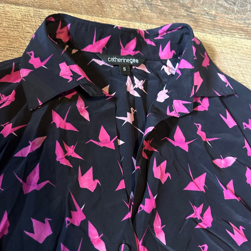 Women's catherinegee Black Pink Origami Crane Button Down Shirt S - Picture 5 of 10